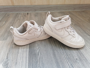Кроссовки Nike (1 фото из 2)