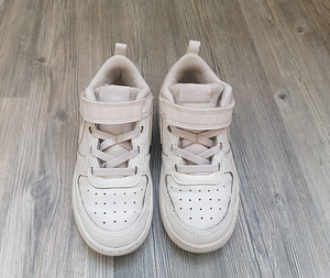 Кроссовки Nike (2 фото из 2)