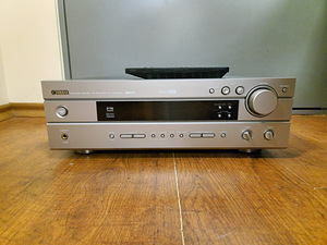 Yamaha RX-V430 RDS (2 фото из 4)