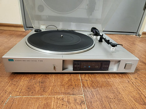 Sansui P-D10 2-Speed Automatic Return Turntable (1 foto / 3)