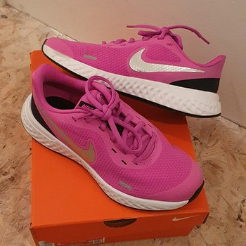 Кроссовки Nike EUR 36