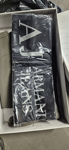 Kummisaapad Armani Jeans EUR 40 (8 foto / 8)