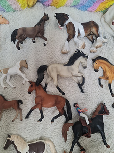 Игрушки (5 фото из 6)
