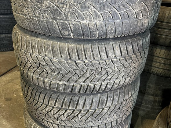 Dunlop 245/45 R19