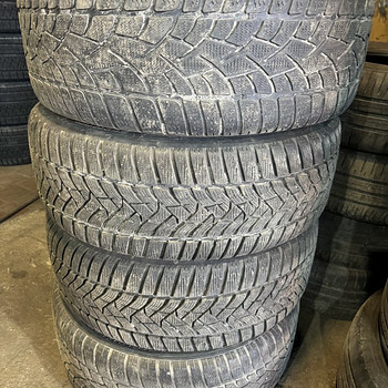 Dunlop 245/45 R19