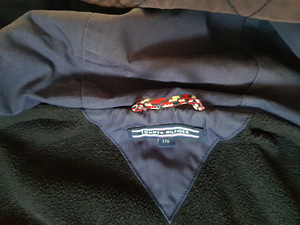 Весенняя куртка*Tommy Hilfiger* (2 фото из 2)