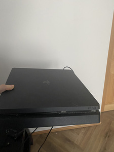 Ps4 (1 фото из 2)