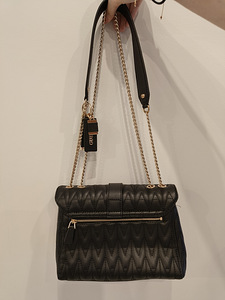 Сумка Guess (2 фото из 3)