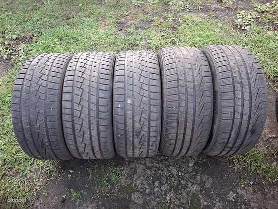 255 40 20 Pirelli 5мм 2шт, Yokohama 4мм 3шт M+S