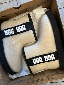 Зимние сапоги (1 фото из 2)