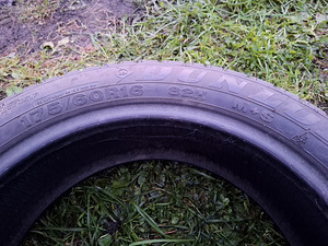 175 60 16 Dunlop M+S 6,5-7мм 2шт (2 фото из 8)