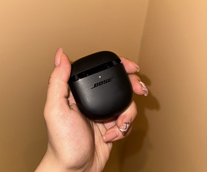 Bose QC II Earbuds - mürasummutusega kõrvaklapid (uued) (2 foto / 3)