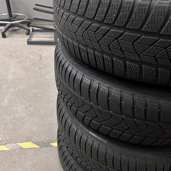 Зимние шины PIRELLI SOTTOZERO 3 225/60 R18 104H M+S RUN FLAT