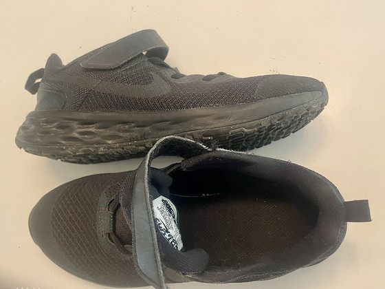 Mustad Nike runner 35