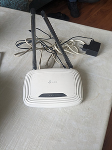 Tp-link TL-WR841N (2 фото из 2)