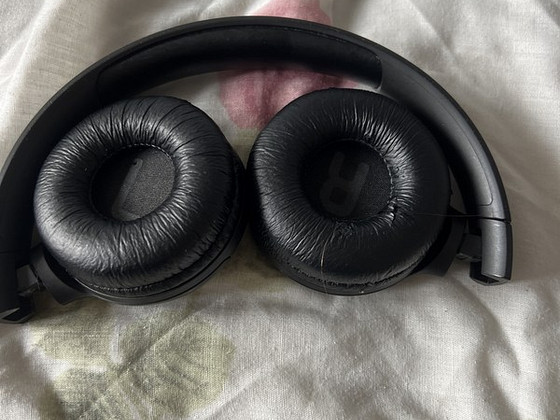 Наушники JBL