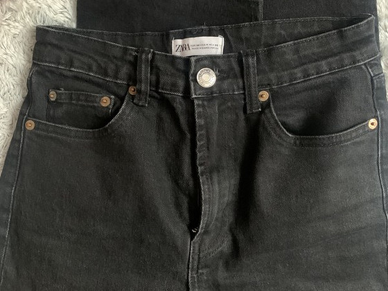 Zara черные и синие джинсы