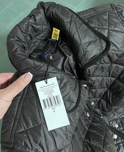 Uus Ralph Lauren jope, suurus L, must, siltidega (4 foto / 4)