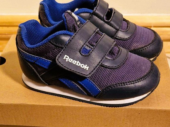 Кроссовки детские Reebok, размер 24