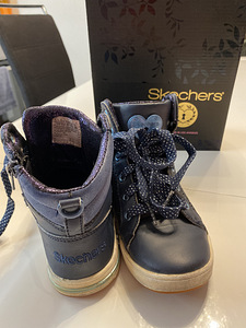 Кроссовки Skechers, размер 31 (1 фото из 2)