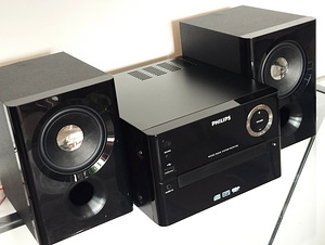 Музыкальный центр PHILIPS MCM1150/12 (1 фото из 8)