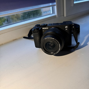 Sony a7 C2 (2 фото из 6)