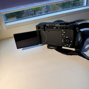 Sony a7 C2 (3 фото из 6)
