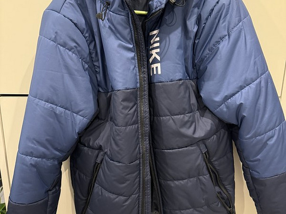 Куртка Nike s