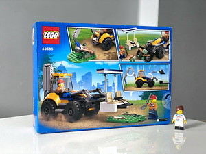 Lego City 60385 Construction Digger Tractor (2 foto / 10)