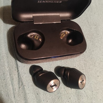Müüa bluetooth kõrvaklapid Sennheiser Momentum True Wireless