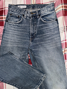 Jeans Zara (1 foto / 3)
