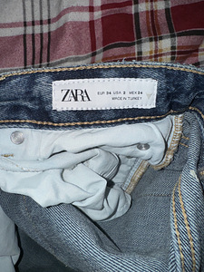 Джинсы Zara Baggy (3 фото из 3)