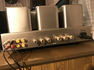 Усилитель Melody SP9 (3 фото из 8)
