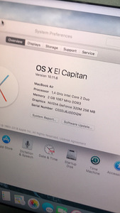 Macbook air (4 фото из 5)