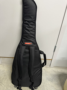 Электрогитара Ibanez (4 фото из 4)