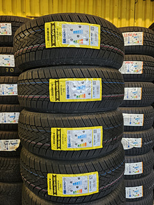 205 60 R 16 SONIX WINTERXPRO 888 ( uued ) (3 foto / 4)