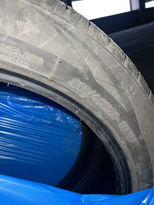 Шины ROADMARCH 315/40R21 115H (4 фото из 5)
