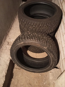 Резина M+S 225/45 R17 (1 фото из 3)