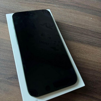 iPHONE 13 128 GB GREEN