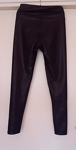 Кожаные леггинсы (2 фото из 4)