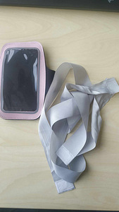 Telefoni kott käele (1 foto / 3)