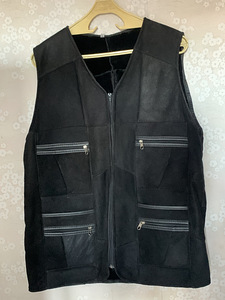 Black Fur vest (1 foto / 3)