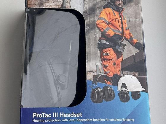 3M Peltor ProTac III MT13H221P3E Protective ear caps headset