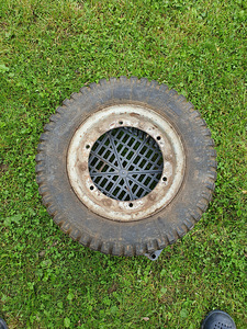 Rehvid 100-254 (4,00-10) (1 foto / 6)