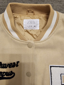 Куртка Zara 152 (2 фото из 2)