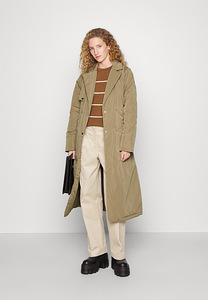 2NDDAY 2ND Rocky - Winter Basic, новый, 40(M) (4 фото из 9)