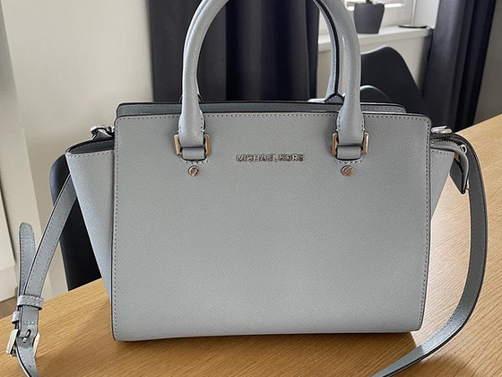 Оригинальная сумка MICHAEL KORS в хорошем состоянии