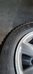 Subaru 5x100 + rehvid M+S (2 foto / 4)