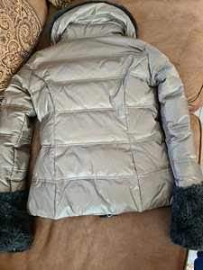 PINKO пуховик р.36 (3 фото из 4)