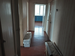 Продам квартиру (1 фото из 13)